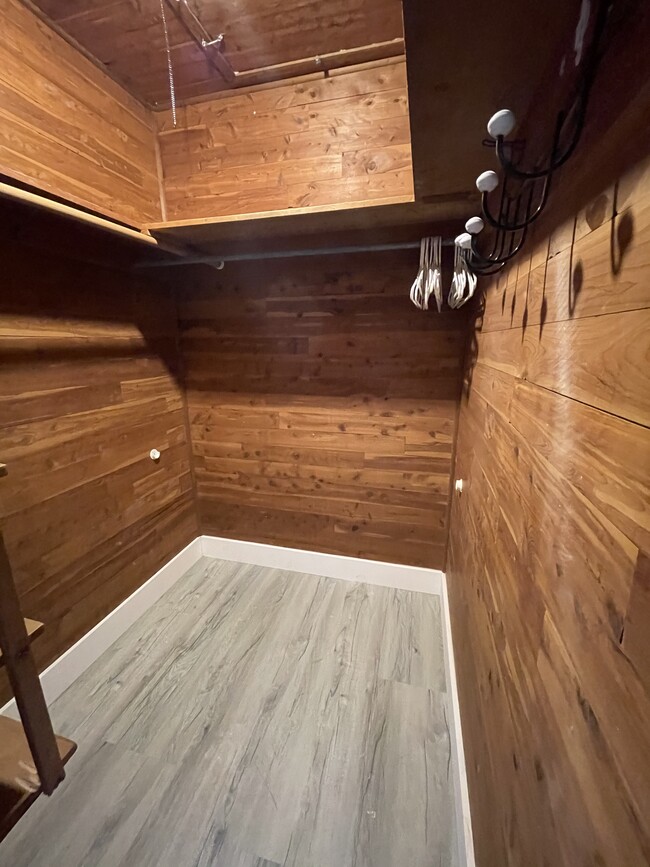 WALK IN CLOSET BEDROOM - 2114 Biarritz Dr Apartment