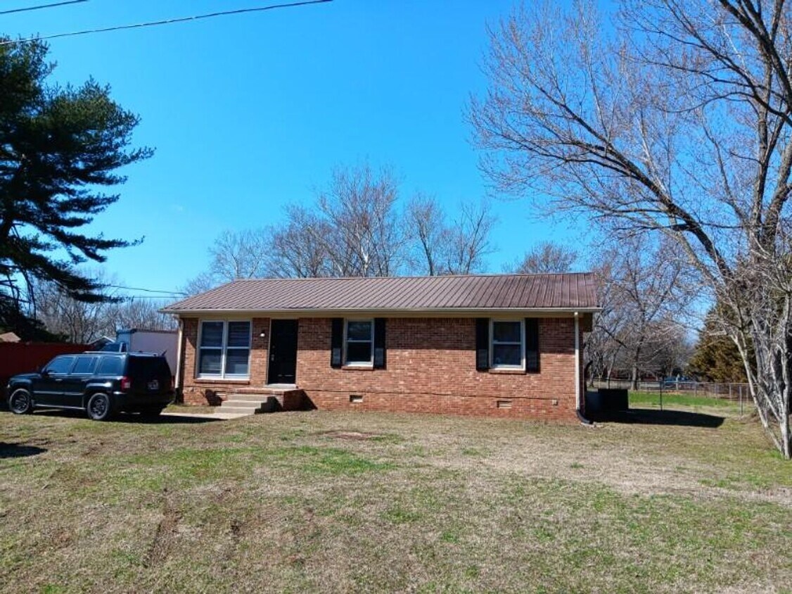 2872 Sunnyview Dr, Murfreesboro, TN 37128 House Rental in Murfreesboro, TN