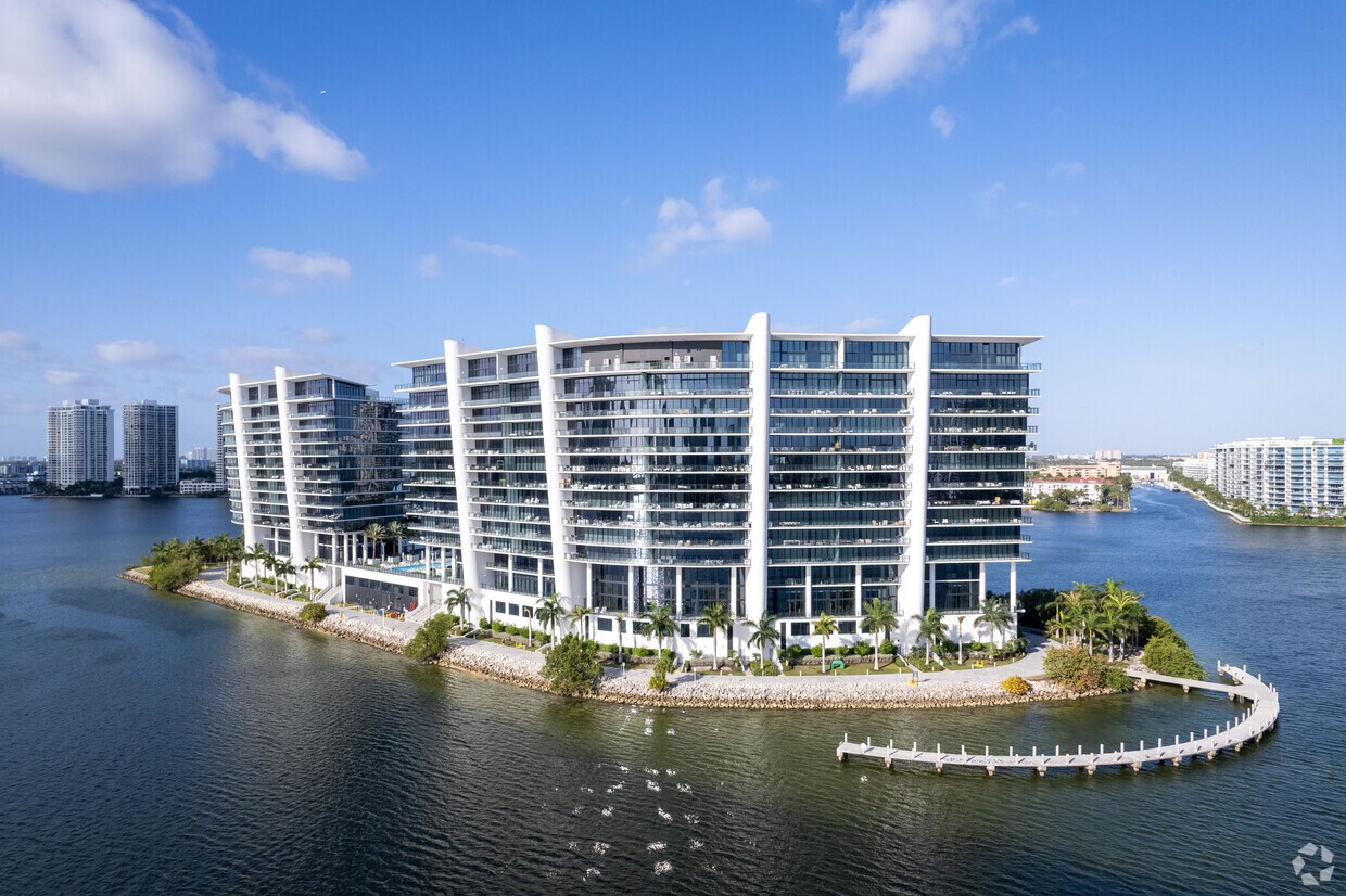 Primary Photo - Prive Island Estates