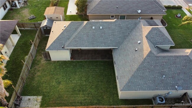 Foto del edificio - 2113 Rice Ave