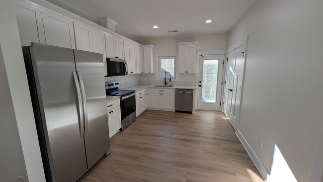 Foto del edificio - 115 Anile St