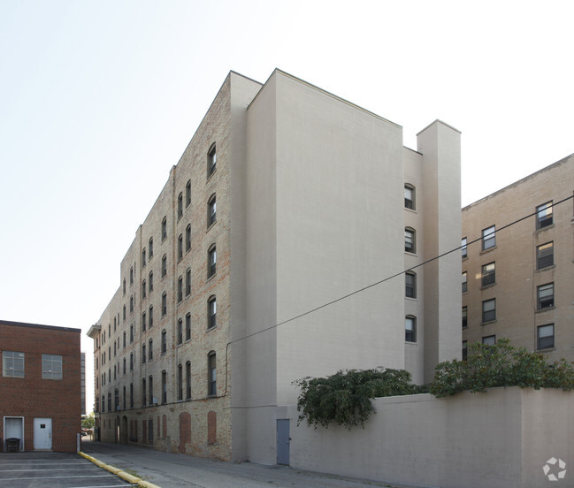 Building Photo - Otsego Apartments