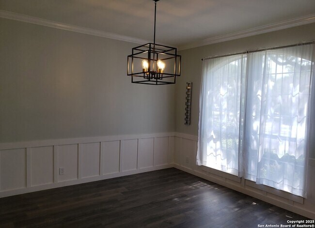 Foto del edificio - 4111 Antlers Lodge Rd