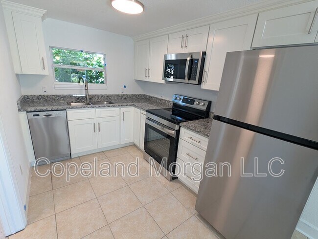 Foto del edificio - 2033 20th St S