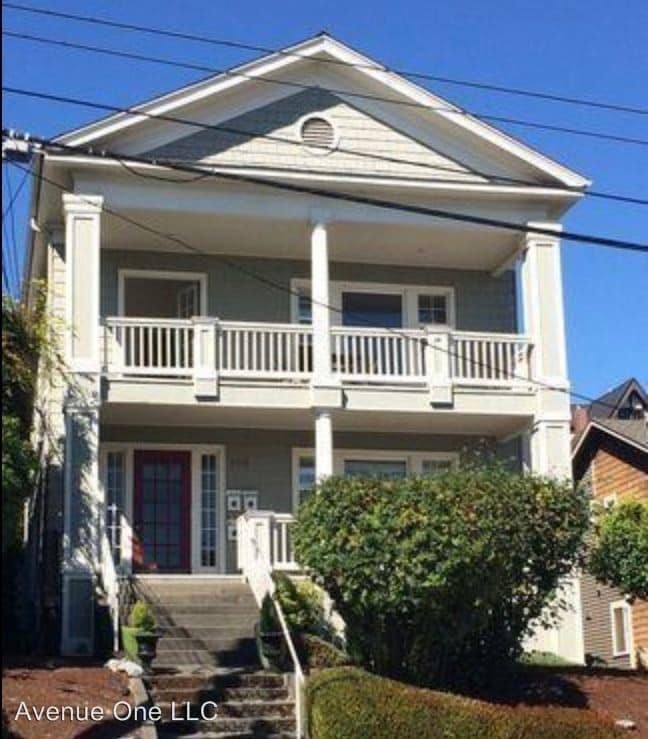 Primary Photo - 316 W Olympic Pl