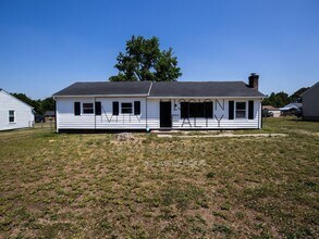 Building Photo - 1649 Delmar Ave