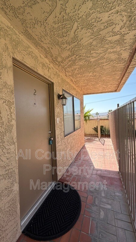 Foto del edificio - 13079 Eliseo Rd