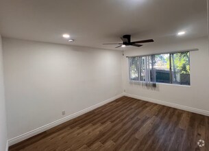 Building Photo - 13925 Sherman Way