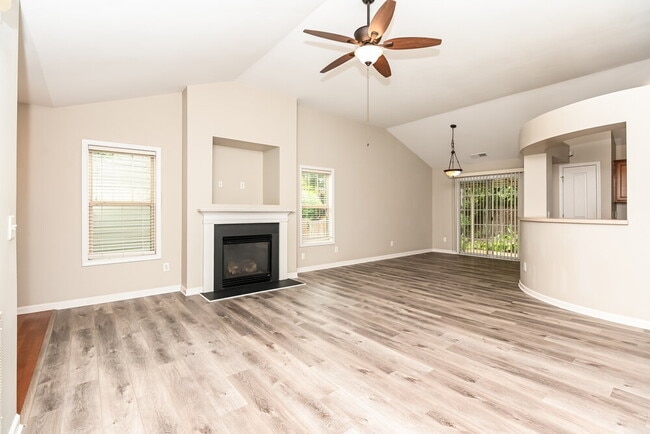 Building Photo - 416 Arrowhead Trail