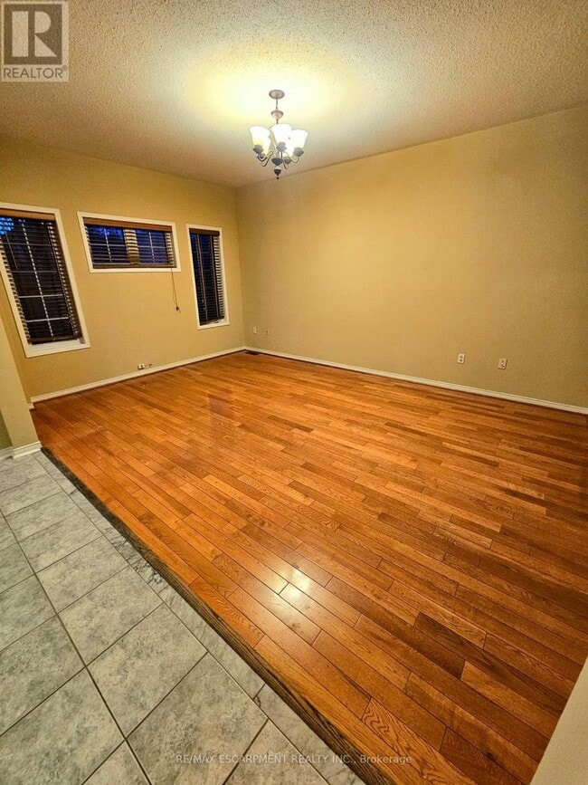 Building Photo - 3881 Brinwood Gate