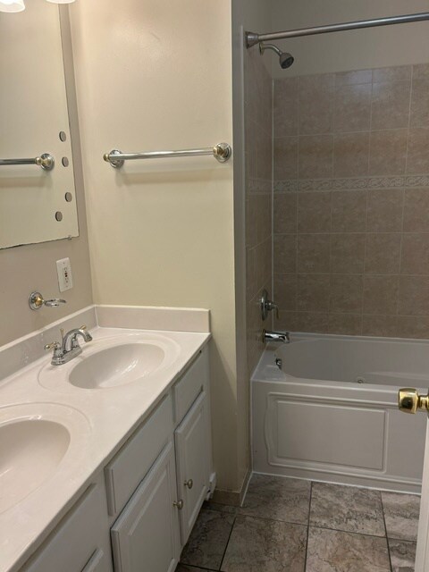 Foto del edificio - 1613 1st St NW