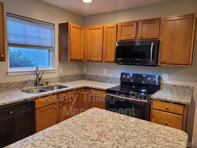 Foto del edificio - 317 Port Haven Dr