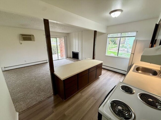 Foto del edificio - Move in specials - Pick One - 1st month free or $100 off monthly rent. Flexible lease terms are a...