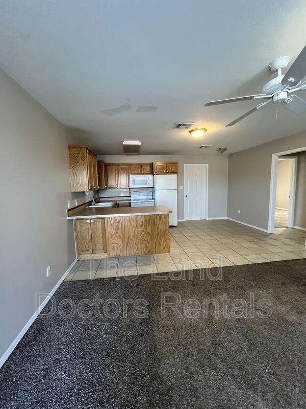 Foto del edificio - 13771 County Rd 1554