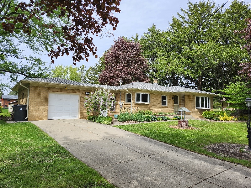 Foto principal - 6618 South Dr