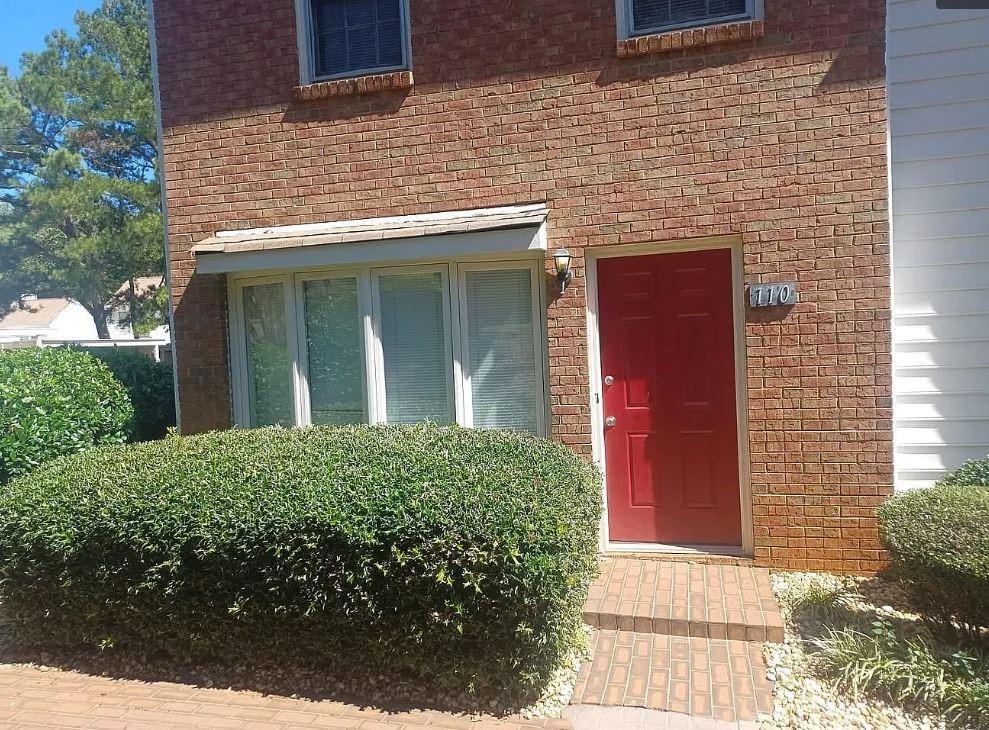 Foto principal - 110 Holcomb Ferry Rd