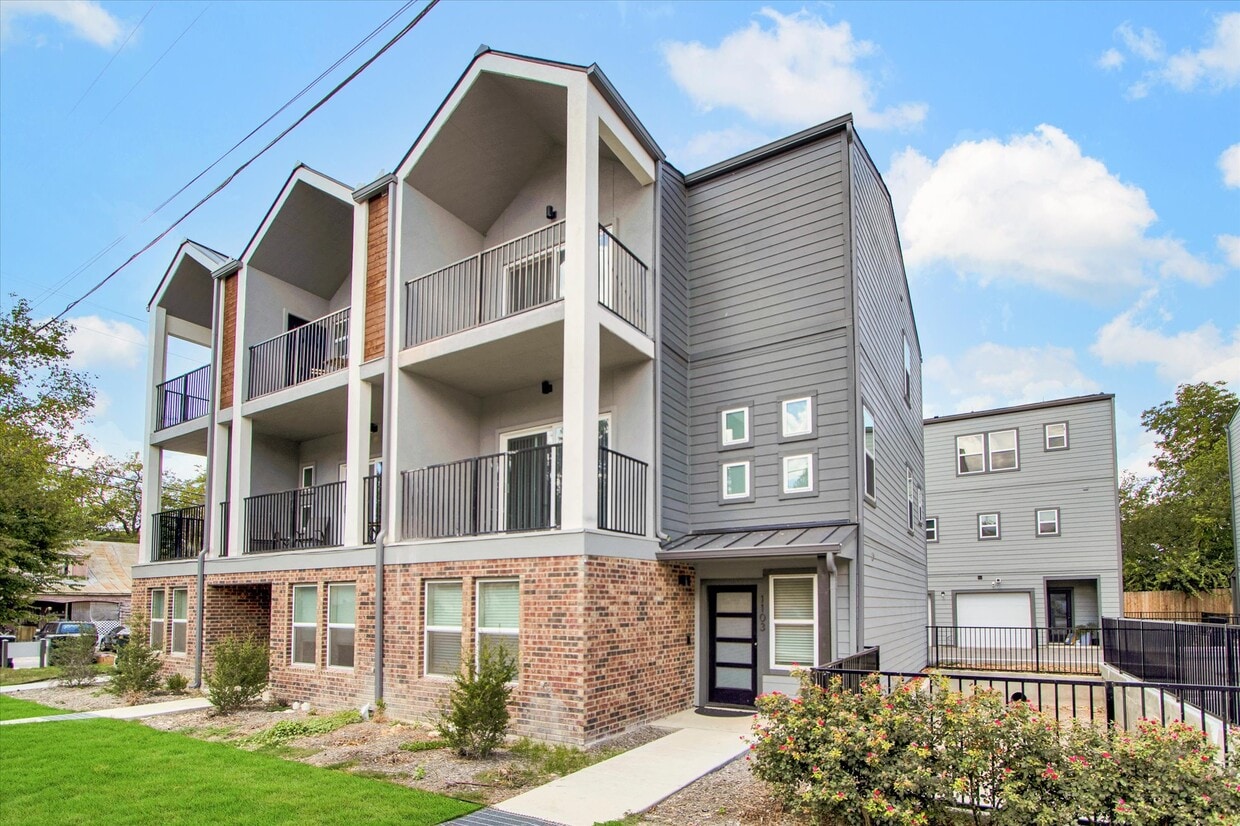 302 Tendick St, San Antonio, TX 78209 Townhome Rentals in San Antonio