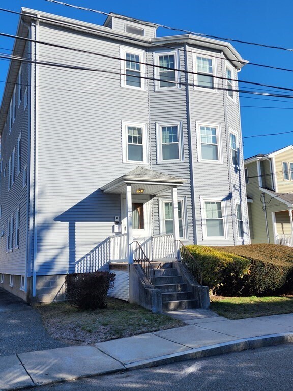 Primary Photo - 12 St James Ave