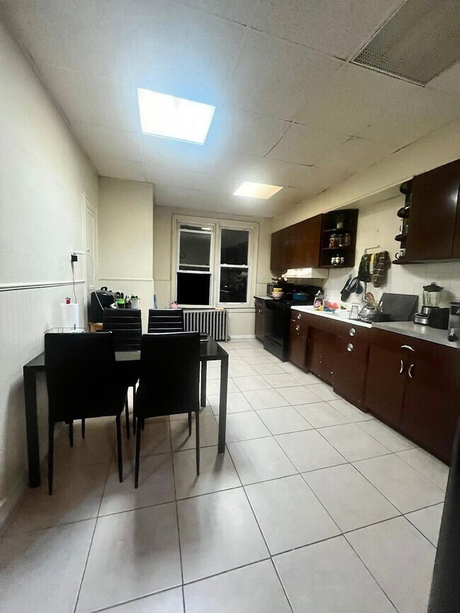 Foto del edificio - 101 Sanford Pl