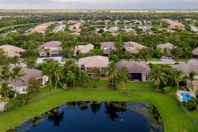 Foto del edificio - 11894 Fox Hill Cir