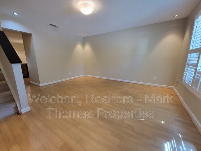 Building Photo - 96 Sparger Springs Ln