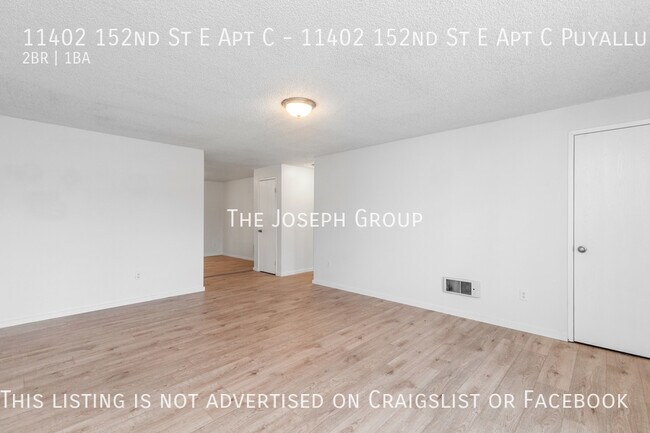Building Photo - Amazingly located 2 bed/1 bath in Puyallup...