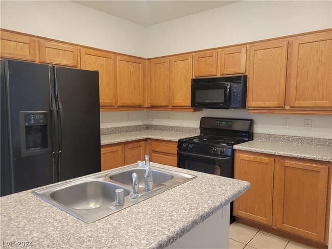 Foto del edificio - 3502 Harbor Tides St