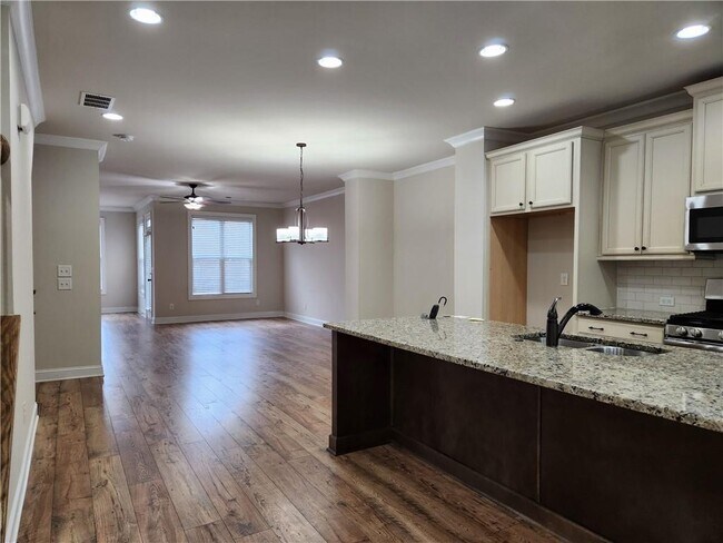 Foto del edificio - 1323 Faircrest Wy