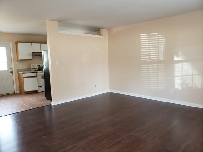 Building Photo - Great 3BD/2BA Durham home with easy access...