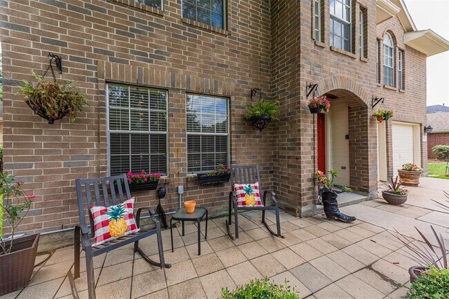 Foto del edificio - 17106 Summer Hollow Dr