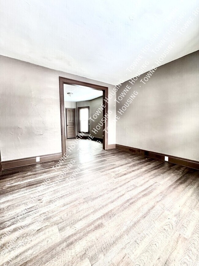 Foto del edificio - 10 Parkview Ave