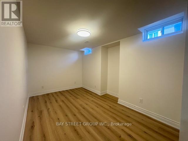 Photo du bâtiment - 59 Larkmead Crescent