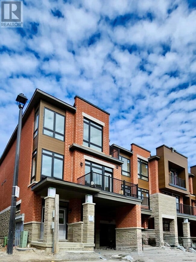 Building Photo - 512 Littlewood Ln