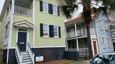 Building Photo - 179 Smith St