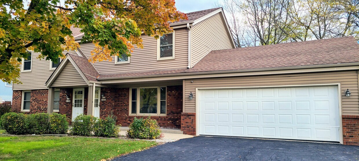 10930 Catskill Ln, Germantown, WI 53022 Townhome Rentals in