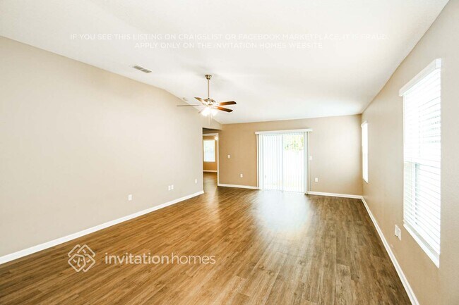 Foto del edificio - 2344 Oak Stream Dr