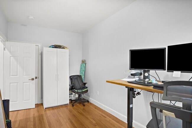 Building Photo - 21 Aldrich St