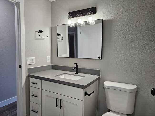 Interior Photo - CityScape: Leasing Specials! Newly Renovated Premier Location in Bellevue, Rooftop Entertainment ...