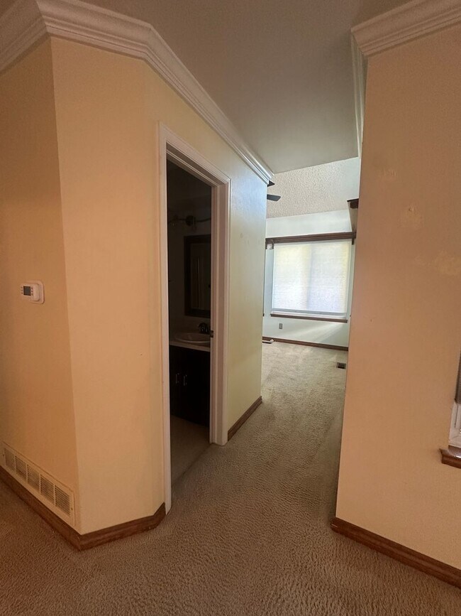 Foto del edificio - 2 bedroom Condo nearby Cherry Creek