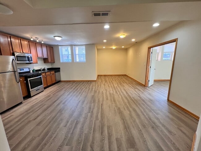 Kitchen Space - Greenleaf-Paulina Apartments