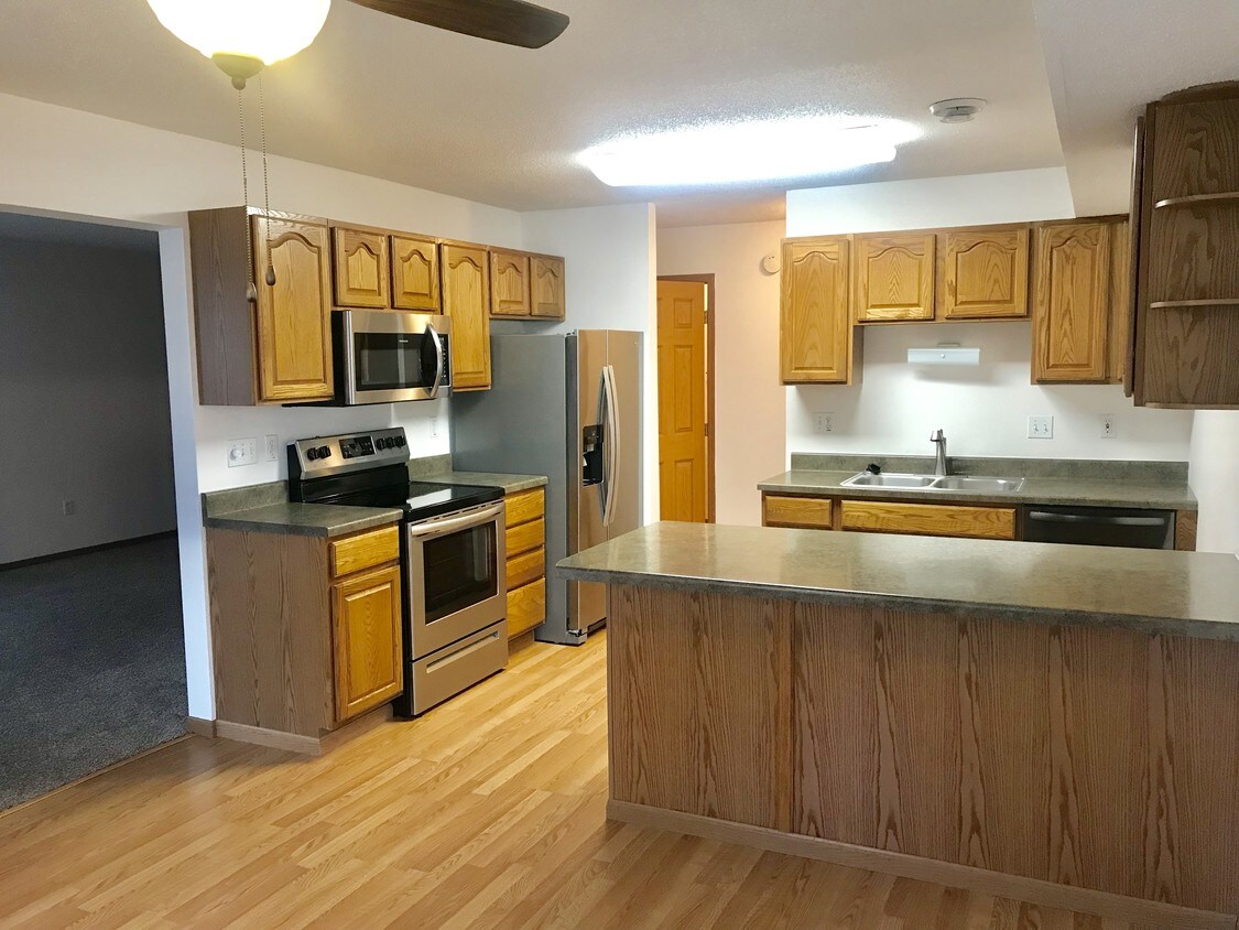 Times Square Townhomes Grand Forks, ND