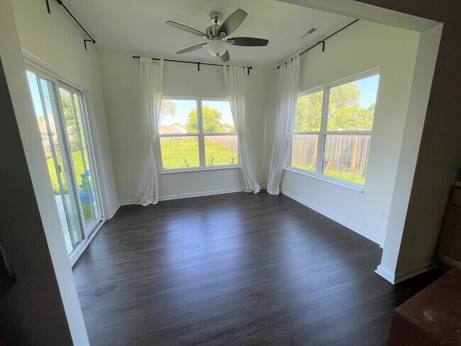 Sunroom - 1225 Danielle Rd