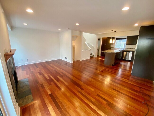 Foto del edificio - 3Bd/2.5Ba Seattle Townhouse