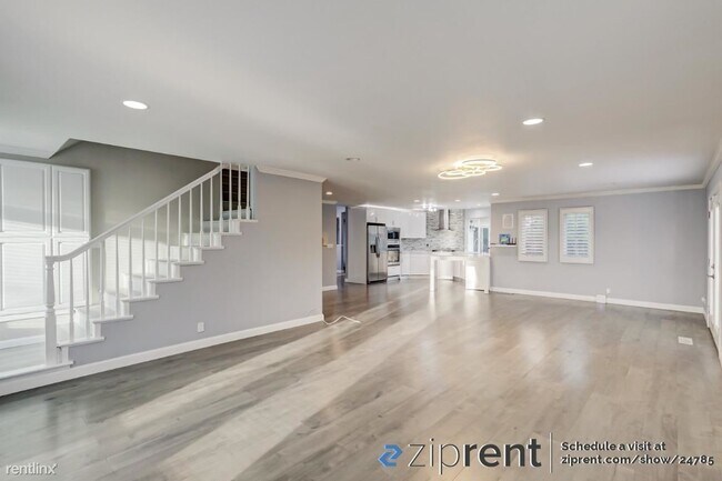 Foto del edificio - 5 br, 3 bath House - 2601 Pickfair Lane, L...