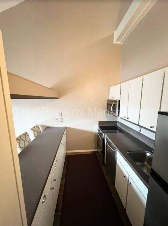 Building Photo - Comfortable condo living in Tanglewood!