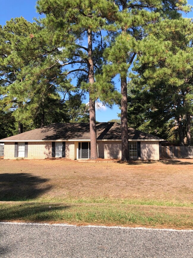 Building Photo - 45 Quail Ridge Dr