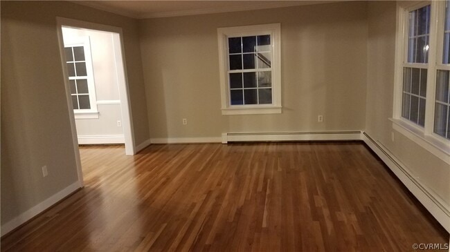 Foto del edificio - 4001 Hermitage Rd