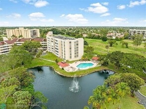 Building Photo - 7051 Environ Blvd
