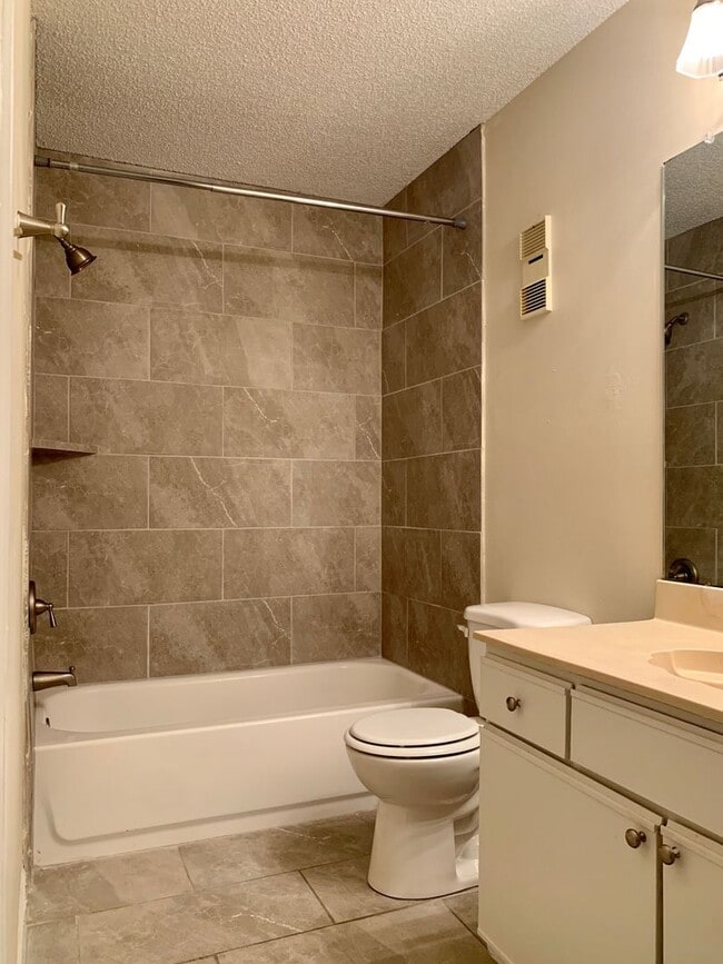 Building Photo - 5107 Nicholson Dr