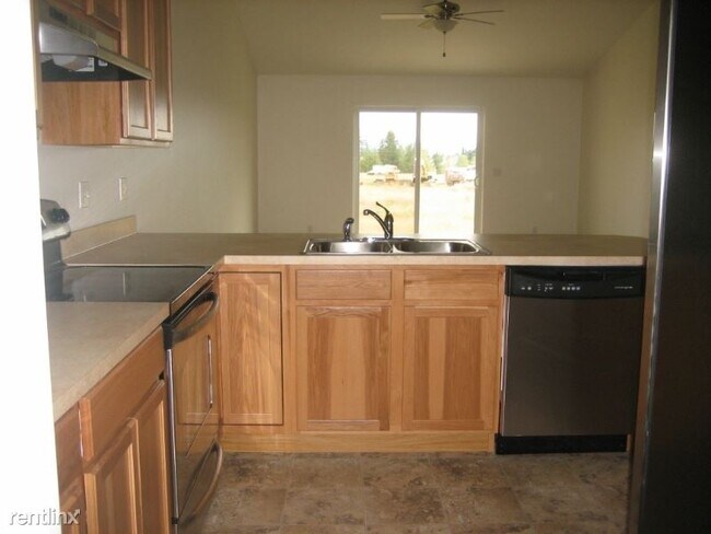Building Photo - 461 Mountain Vista Way